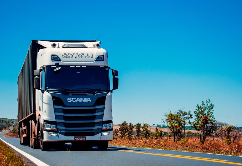 En Scania lastbil där just Scania tagit hjälp av Binar Solution för en rad olika lösningar, främst relaterade till montering.