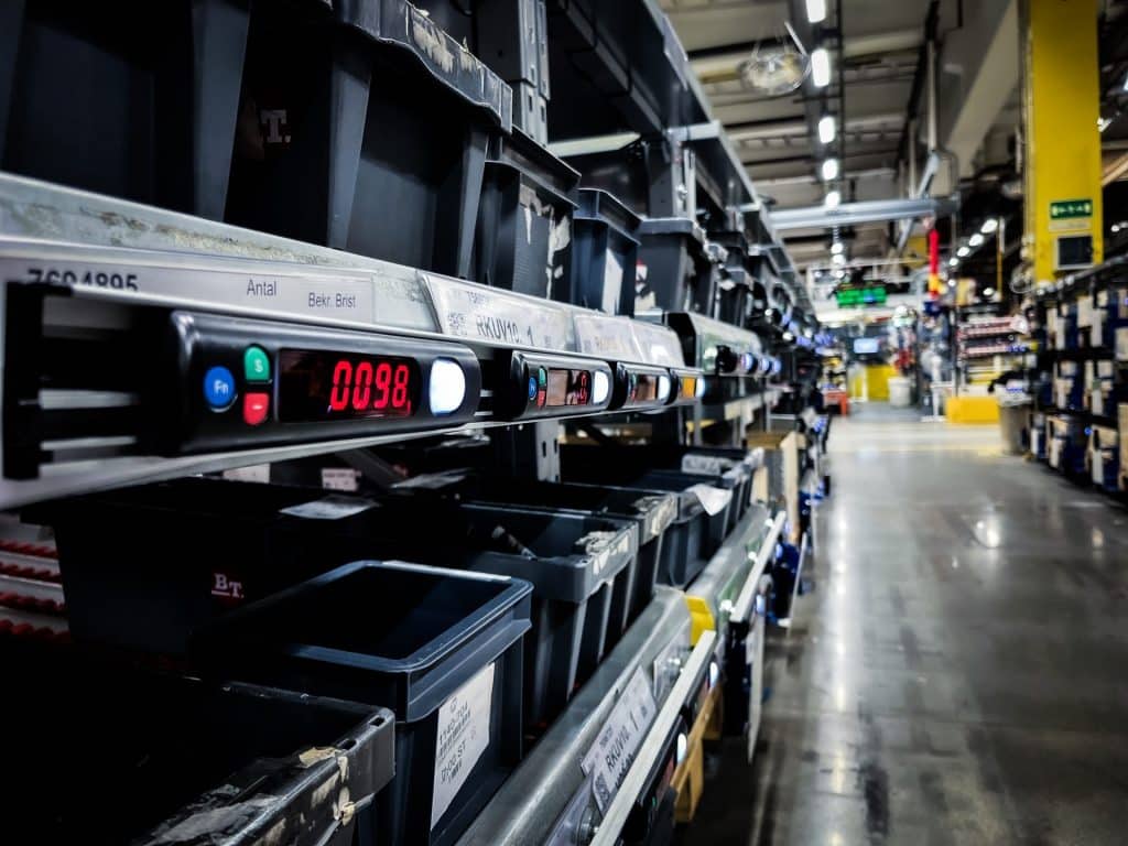 Display showing the stock inventory in an industrial environment